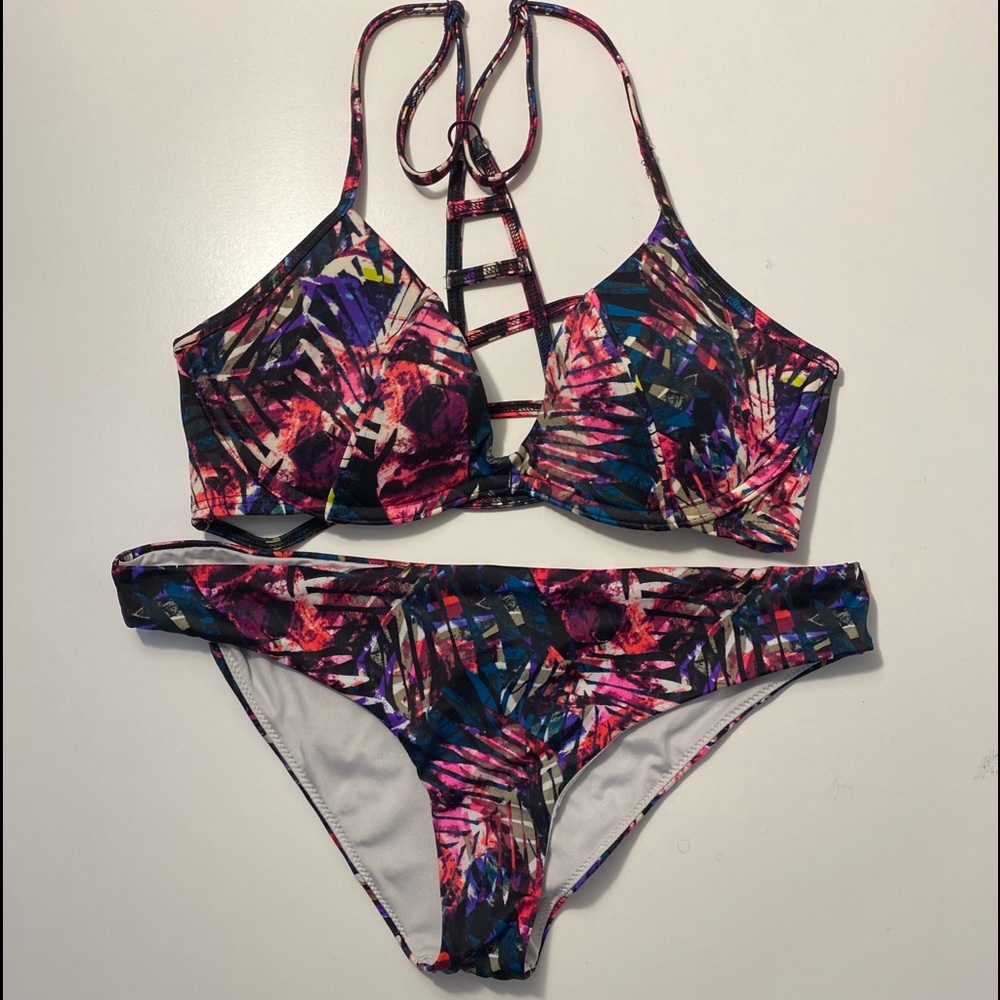 PINK Bikini!